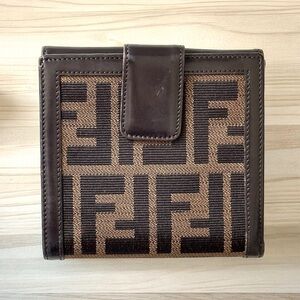 FENDI Zucca Calfskin Bifold Donna Wallet Tobacco